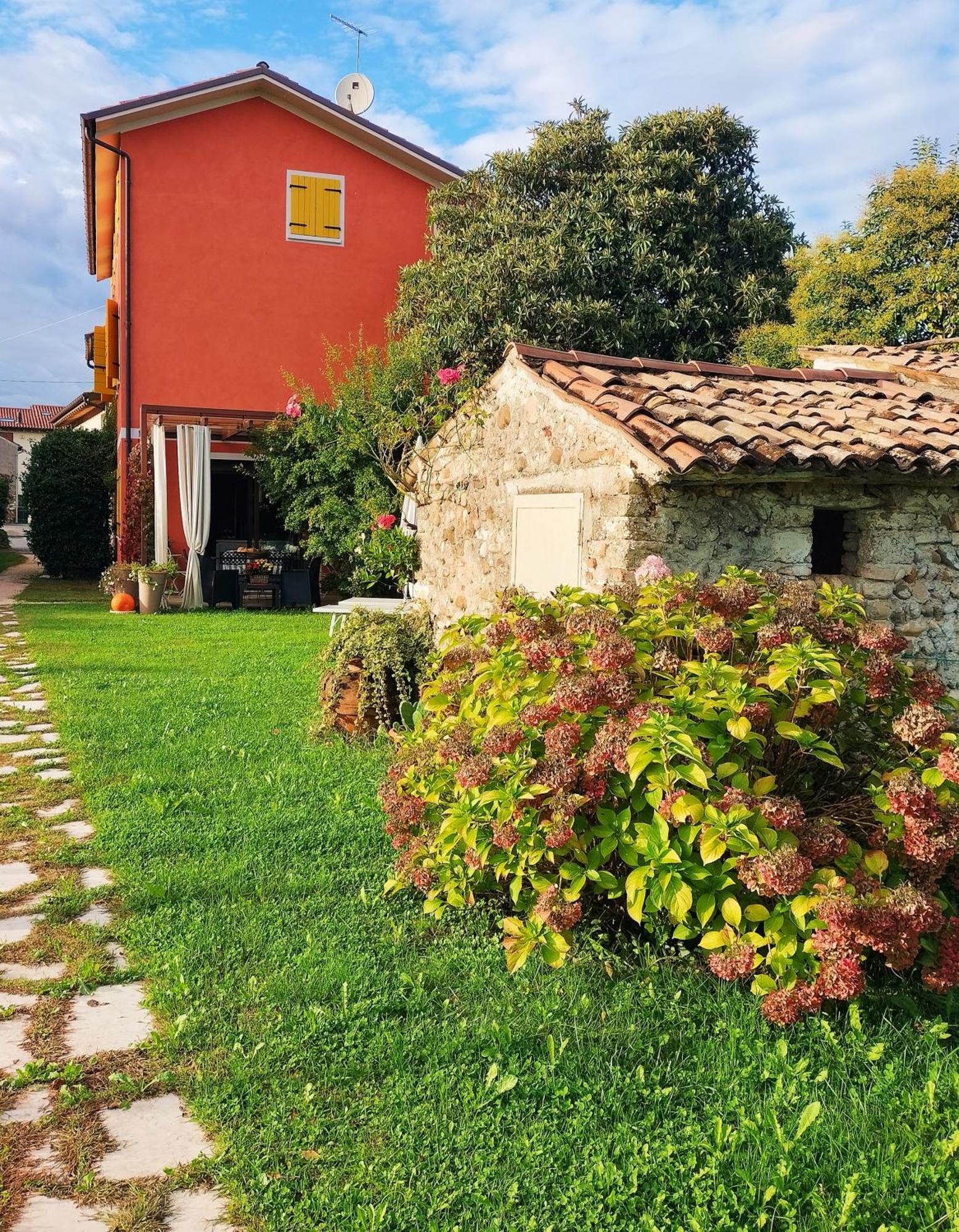 B&B Terre Di Bea Pederobba Exteriör bild